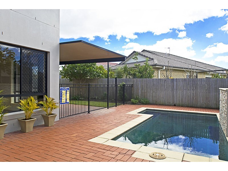 89 Highcrest Circuit, Molendinar QLD 4214