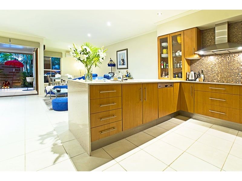 1-7 Broadwater Street, Runaway Bay QLD 4216