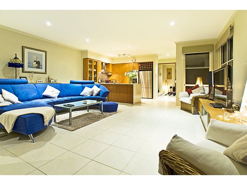 1-7 Broadwater Street, Runaway Bay QLD 4216