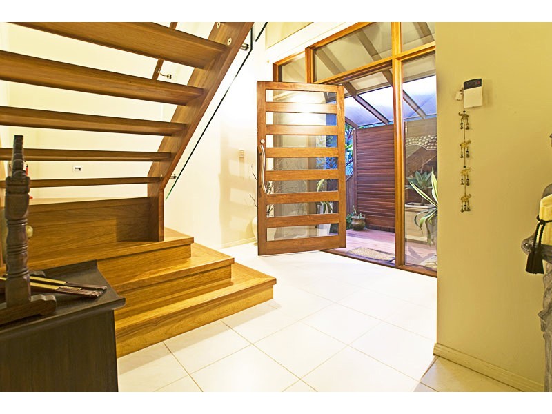 1-7 Broadwater Street, Runaway Bay QLD 4216