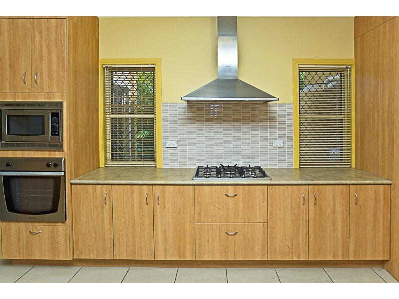 143 Lae Drive, Runaway Bay QLD 4216