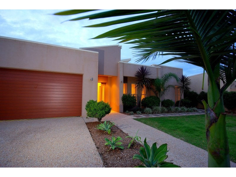 71 East Quay Drive, Biggera Waters QLD 4216