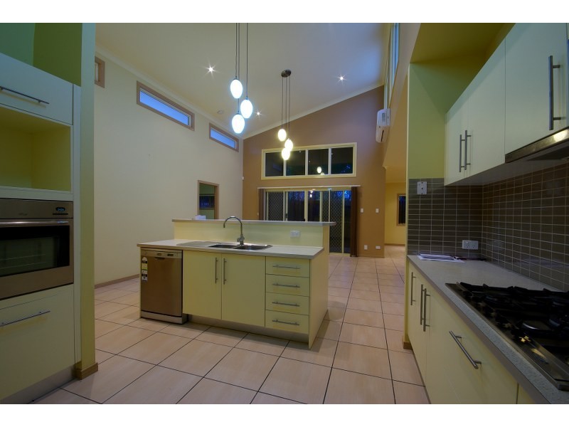 71 East Quay Drive, Biggera Waters QLD 4216