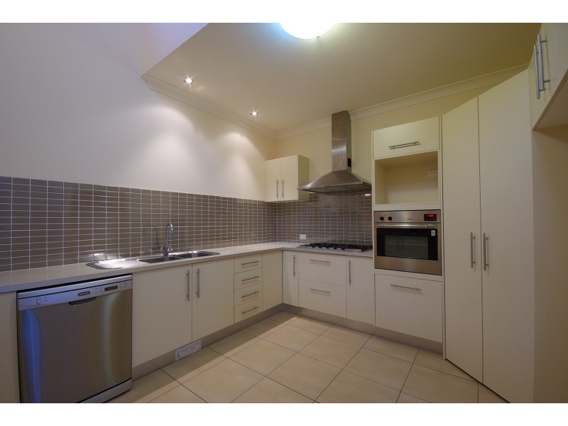 79 East Quay Drive, Biggera Waters QLD 4216