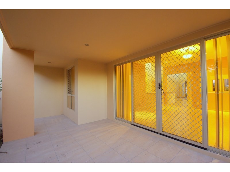 79 East Quay Drive, Biggera Waters QLD 4216