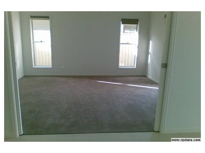 7 Chromata Lane, Coomera QLD 4209