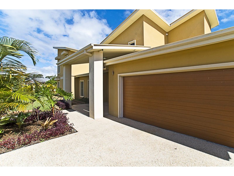 143 Lae Drive, Runaway Bay QLD 4216