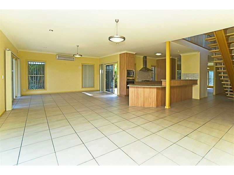 143 Lae Drive, Runaway Bay QLD 4216