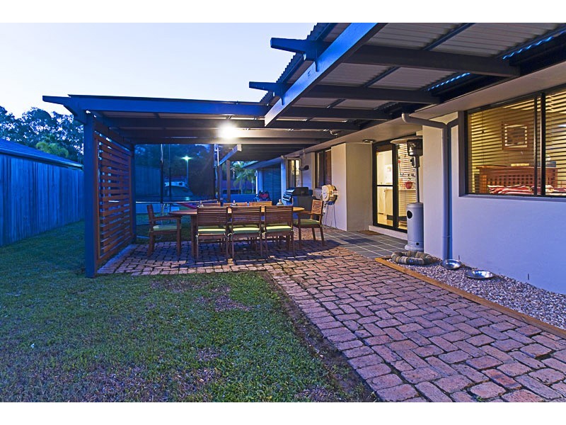 1 Boonah Court, Helensvale QLD 4212