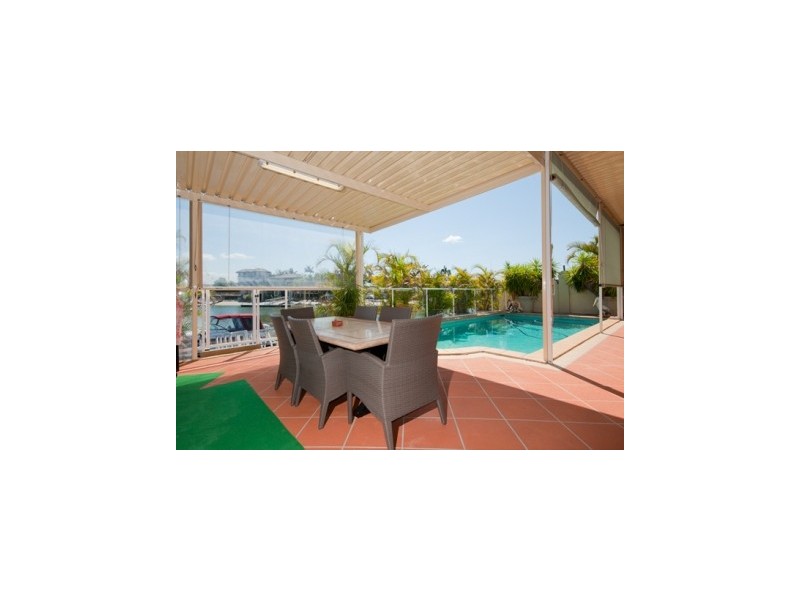 34 Oxley Drive, Paradise Point QLD 4216