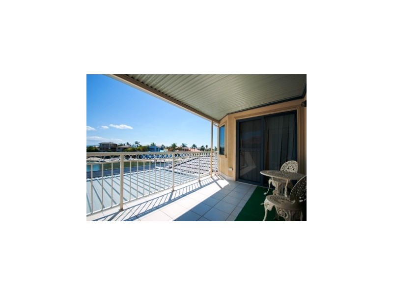 34 Oxley Drive, Paradise Point QLD 4216