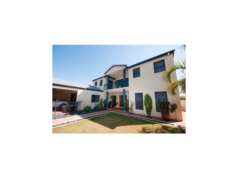 34 Oxley Drive, Paradise Point QLD 4216