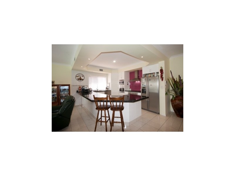34 Oxley Drive, Paradise Point QLD 4216