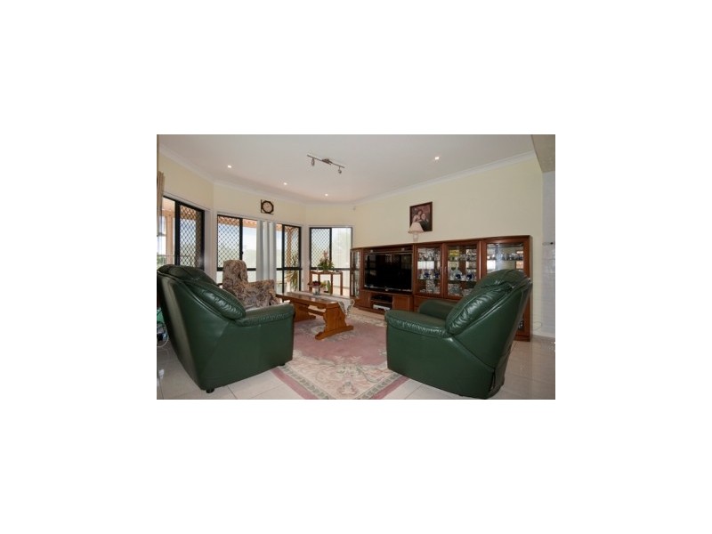 34 Oxley Drive, Paradise Point QLD 4216