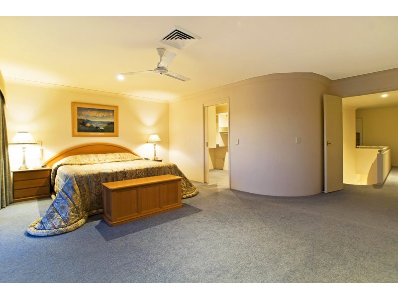 22-3 Lee Road, Runaway Bay QLD 4216