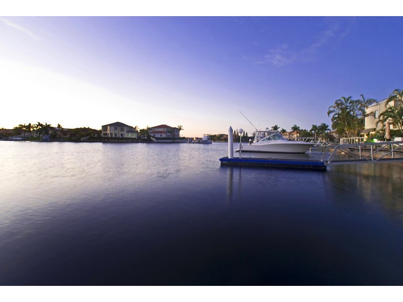 22-3 Lee Road, Runaway Bay QLD 4216