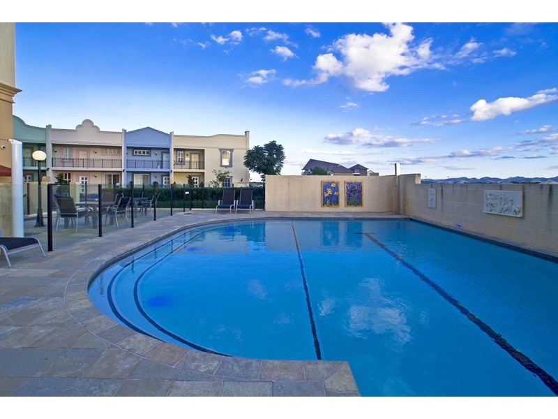 59-3030 The Boulevard, Carrara QLD 4211