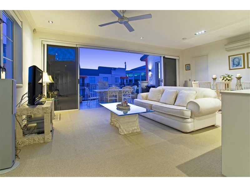 59-3030 The Boulevard, Carrara QLD 4211