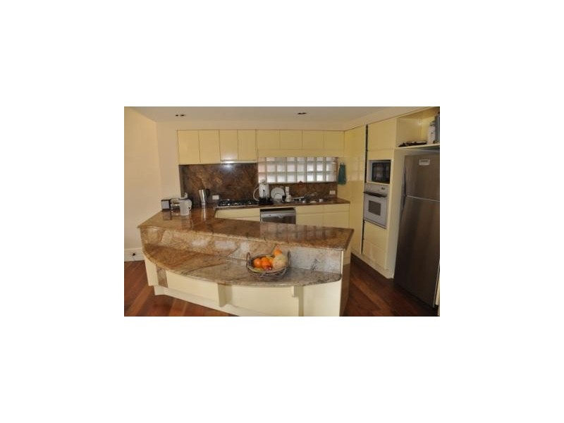 Kirribilli NSW 2061
