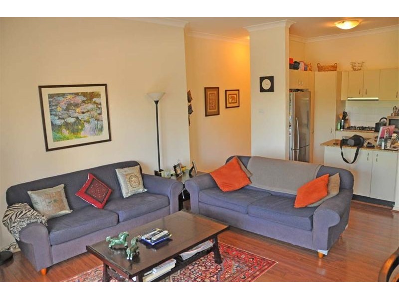 18/207 Willoughby Road, Naremburn NSW 2065