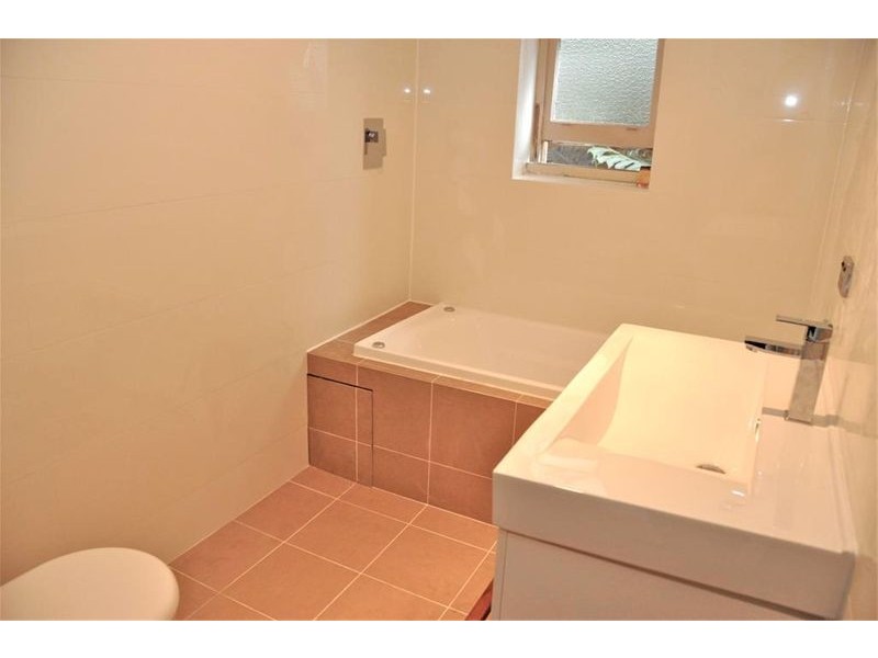 9 Ben Boyd Rd, Neutral Bay NSW 2089