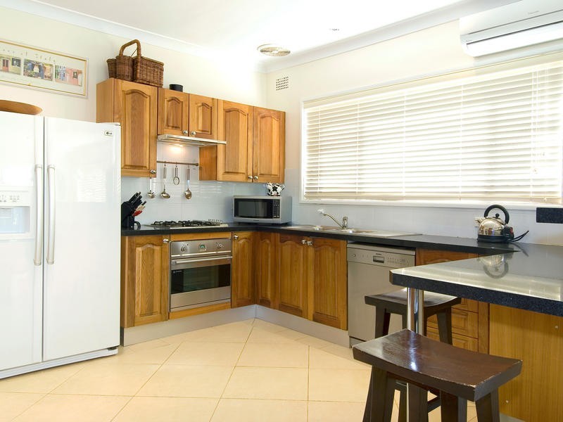 14 Alkoomie Avenue, Forestville NSW 2087