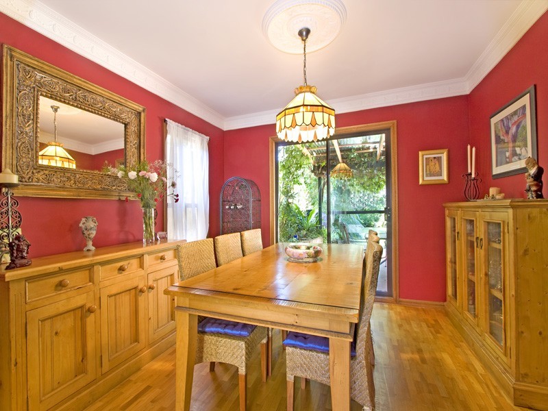 11 Northcliffe Avenue, Narraweena NSW 2099