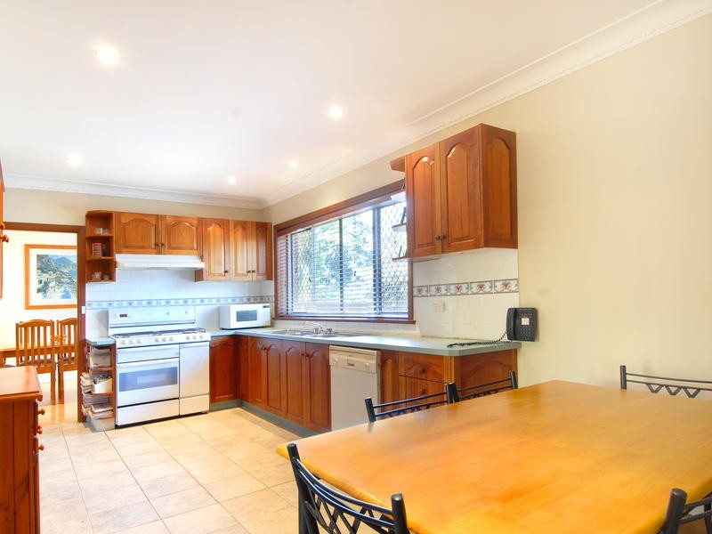 7 Stirling Place, Belrose NSW 2085