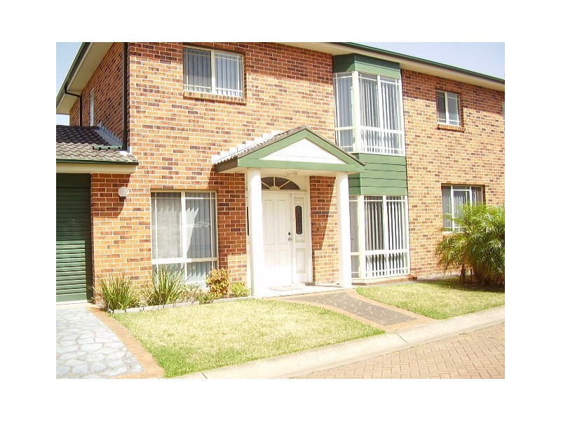 1J Hews Court, Belrose NSW 2085