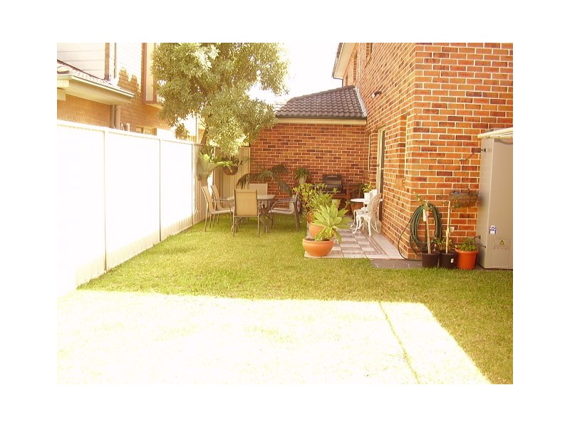 1J Hews Court, Belrose NSW 2085