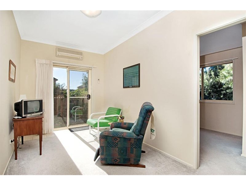24 Barnes Road, Frenchs Forest NSW 2086