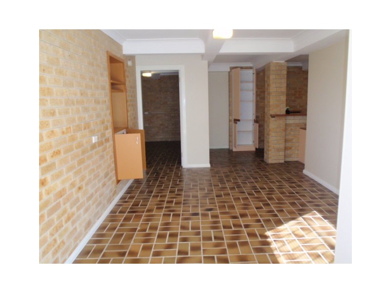 2/20a Tango Avenue, Curl Curl NSW 2096