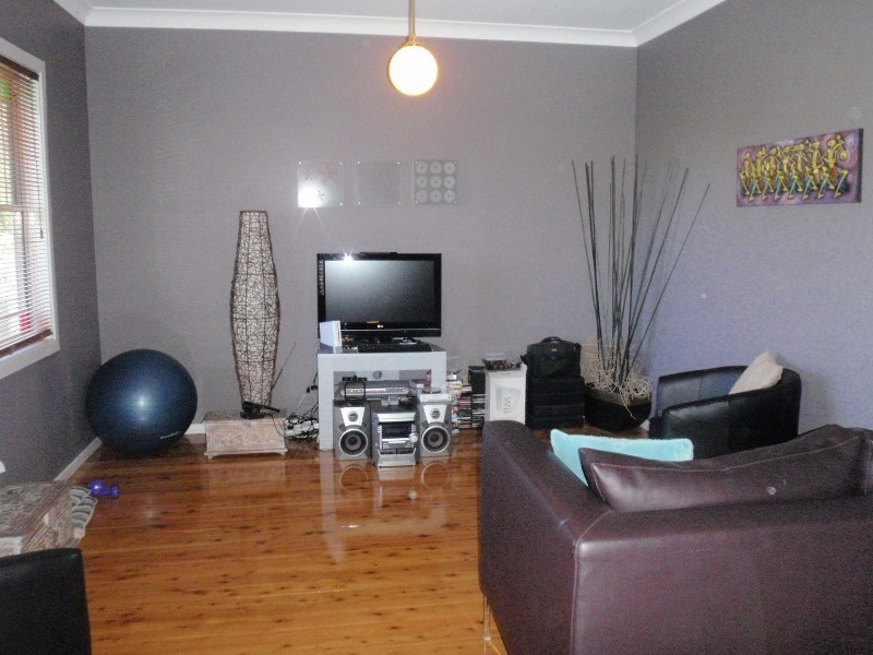 12 Blackbutts Road, Frenchs Forest NSW 2086