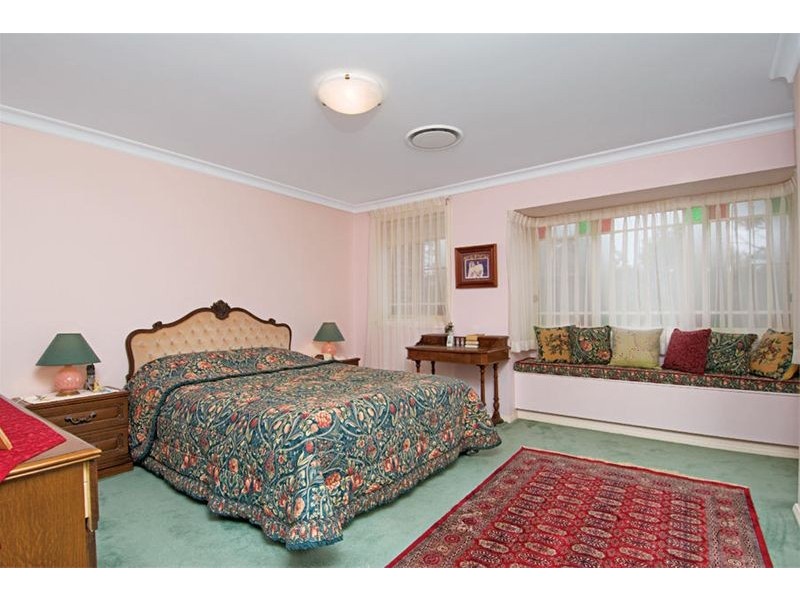 16B Endeavour Drive, Beacon Hill NSW 2100