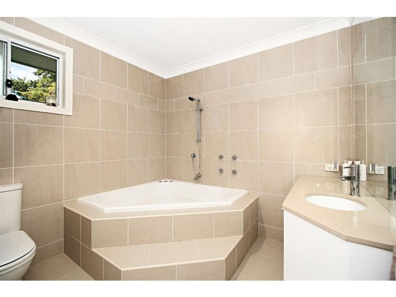 5 Iris Street, Frenchs Forest NSW 2086