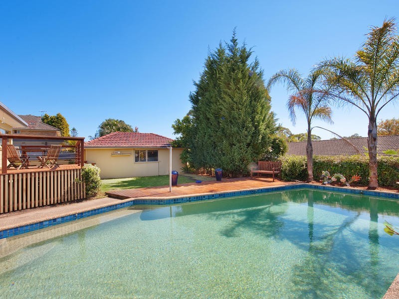 8 Kapyong Street, Belrose NSW 2085