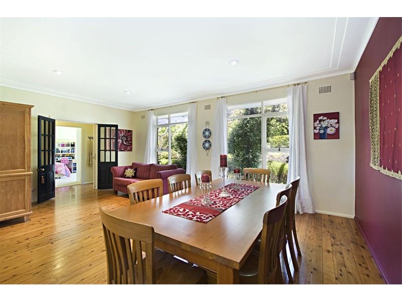 22 Dundilla Road, Frenchs Forest NSW 2086