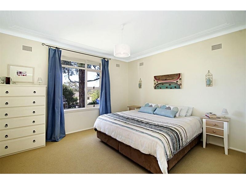 22 Dundilla Road, Frenchs Forest NSW 2086