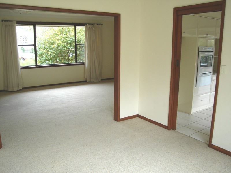 6 Hal Hammond Place, Belrose NSW 2085