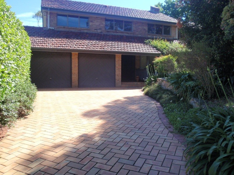 8 Ambrym Avenue, Frenchs Forest NSW 2086