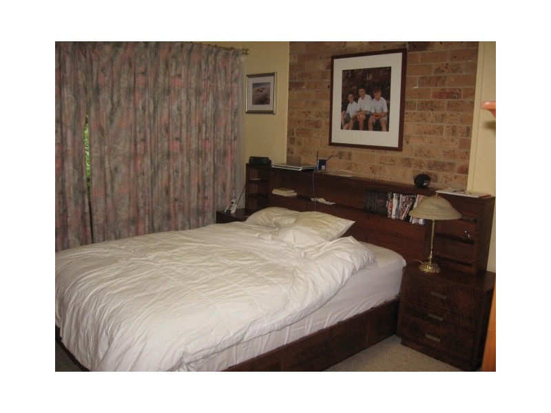 8 Ambrym Avenue, Frenchs Forest NSW 2086