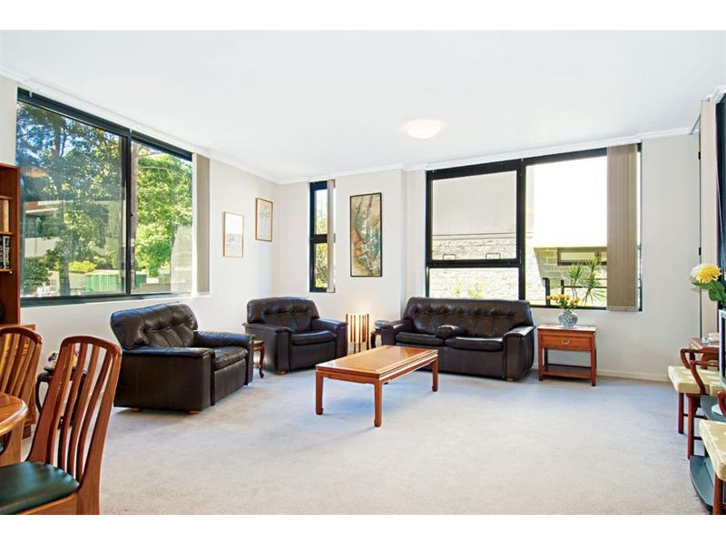 B106/2-4 Darley Street, Forestville NSW 2087