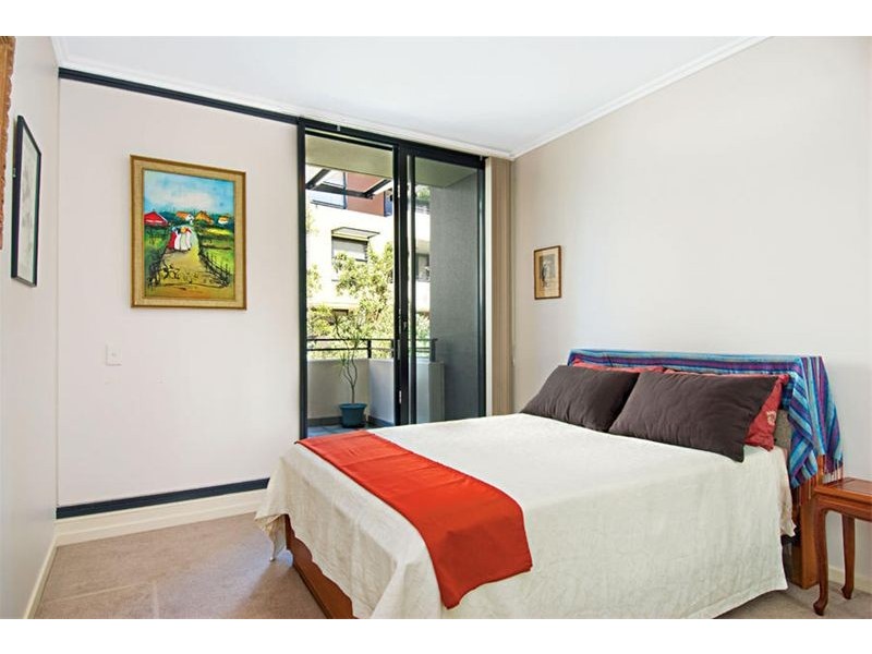 B106/2-4 Darley Street, Forestville NSW 2087