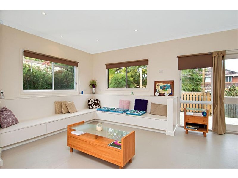 235 Warringah Road, Beacon Hill NSW 2100