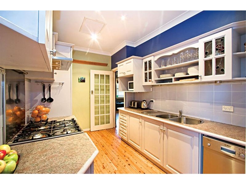 12 Blackbutts Road, Frenchs Forest NSW 2086