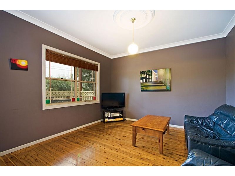 12 Blackbutts Road, Frenchs Forest NSW 2086