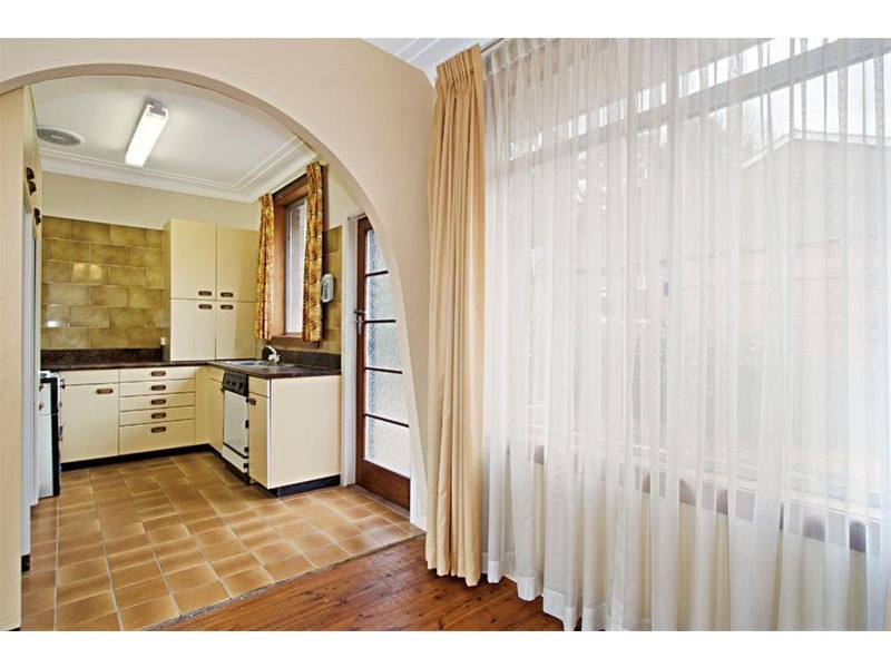 7 Holland Crescent, Frenchs Forest NSW 2086