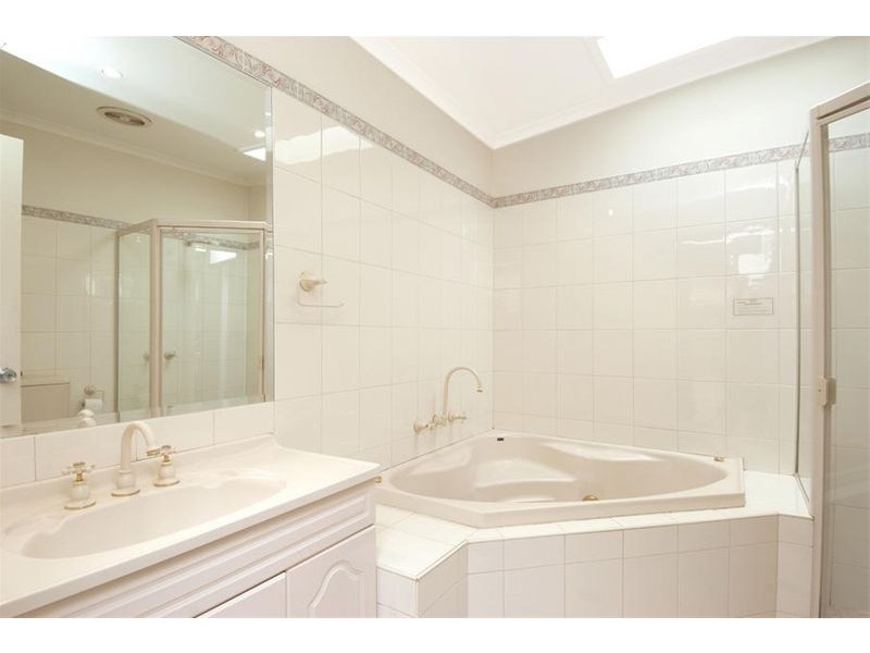 6 Spence Place, Belrose NSW 2085