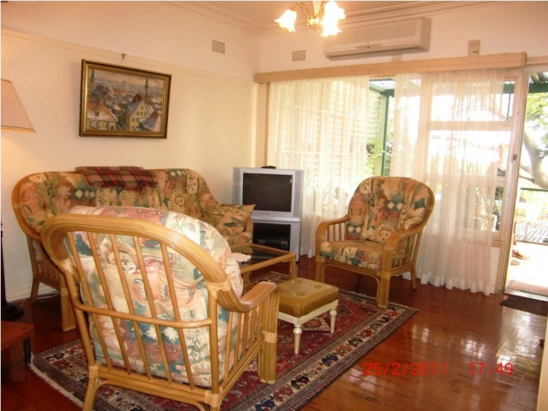 16 Chalmers Avenue, Beacon Hill NSW 2100