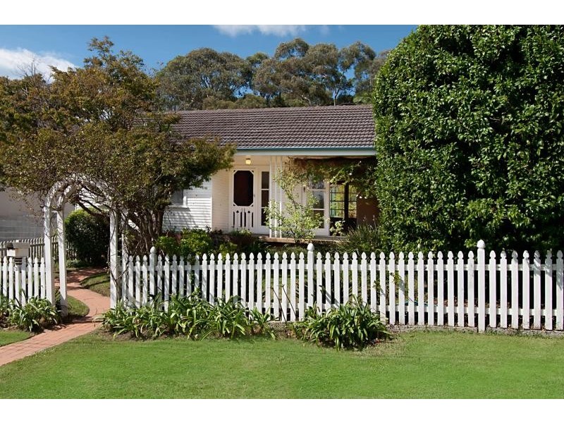 31 Edinburgh Road, Forestville NSW 2087